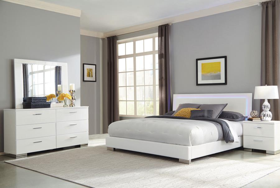 (image for) Felicity 4-piece Eastern King Bedroom Set White High Gloss - Click Image to Close