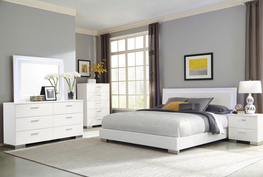 (image for) Felicity 5-piece Eastern King Bedroom Set White High Gloss - Click Image to Close