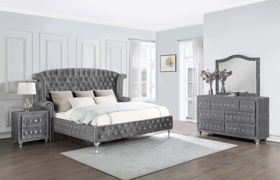 (image for) Deanna 4-piece Eastern King Bedroom Set Grey - Click Image to Close