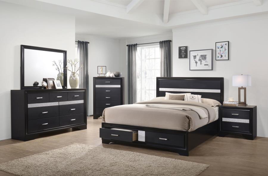 (image for) Miranda 4-piece Eastern King Bedroom Set Black - Click Image to Close