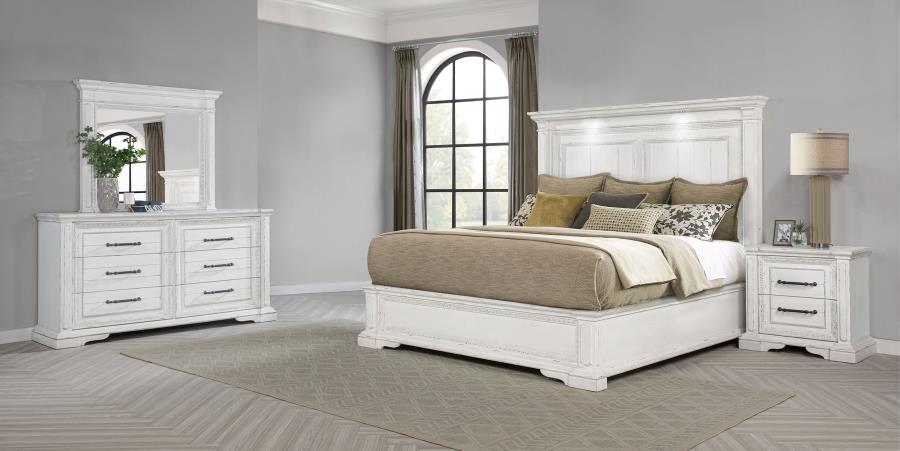 (image for) McKinney 4-piece Queen Bedroom Set Vintage White