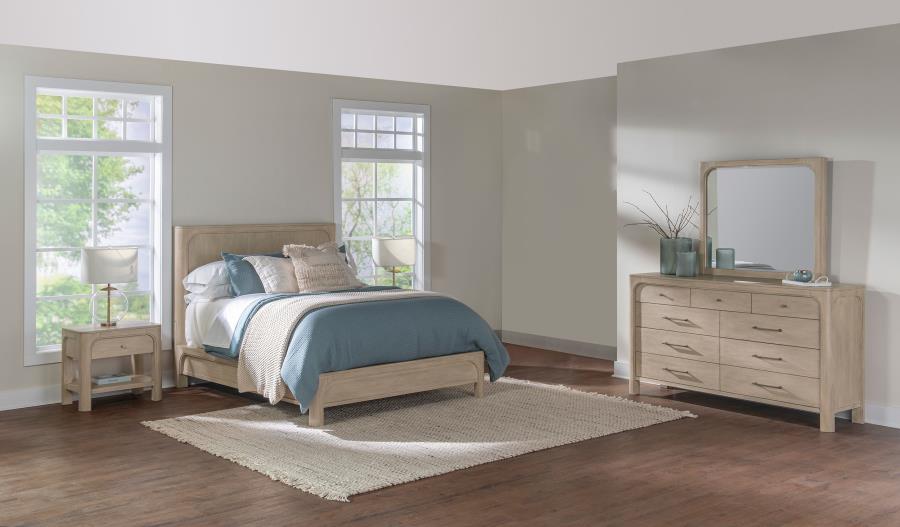 (image for) Solano 4-piece Eastern King Bedroom Set Weathered Mango