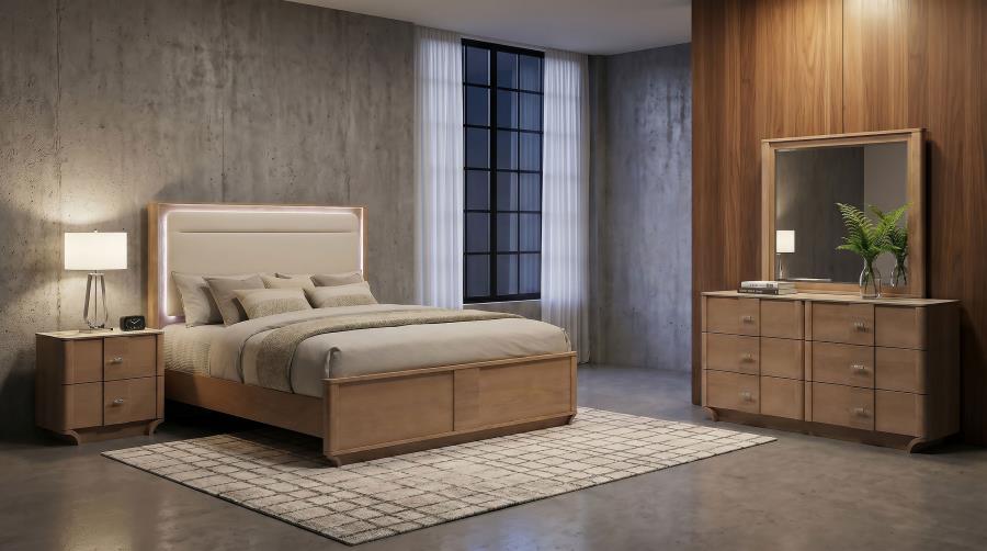 (image for) Leanne 4-piece Eastern King Bedroom Set Light Oak