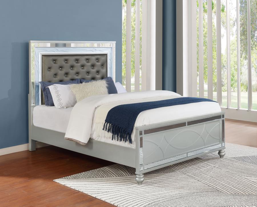 (image for) Gunnison Wood Eastern King LED Panel Bed Silver Metallic