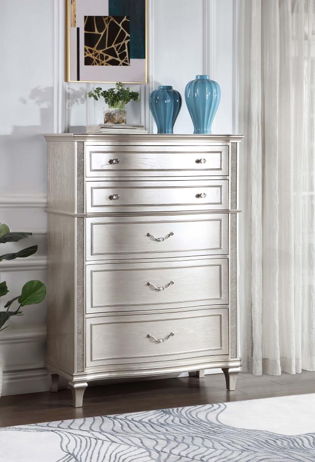 (image for) Evangeline 6-drawer Bedroom Chest Silver Oak