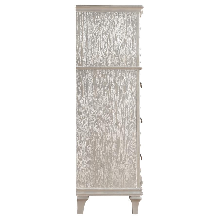 (image for) Evangeline 6-drawer Bedroom Chest Silver Oak