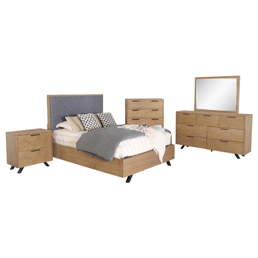 (image for) Taylor 5-piece Eastern King Bedroom Set Light Honey Brown