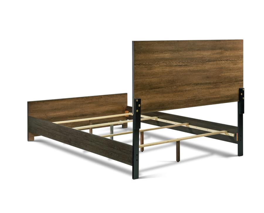 (image for) Dewcrest Queen Panel Bed Caramel and Licorice