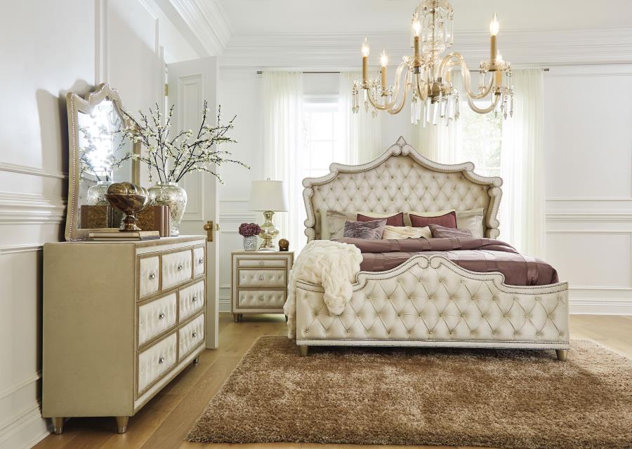 (image for) Antonella 4-piece Eastern King Bedroom Set Ivory - Click Image to Close