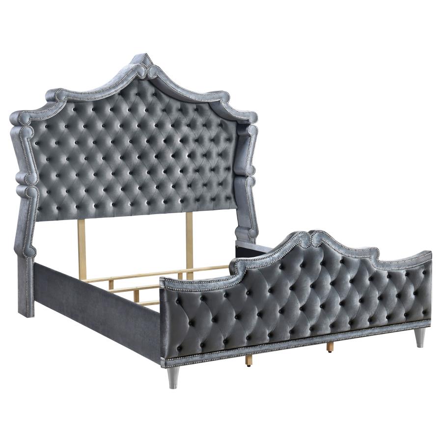 (image for) Antonella 4-piece Eastern King Bedroom Set Grey