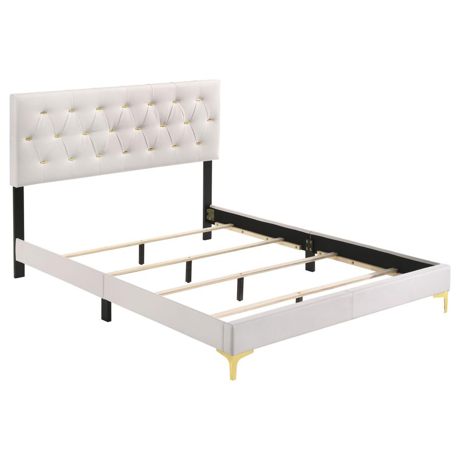 (image for) Kendall 4-piece Eastern King Bedroom Set White