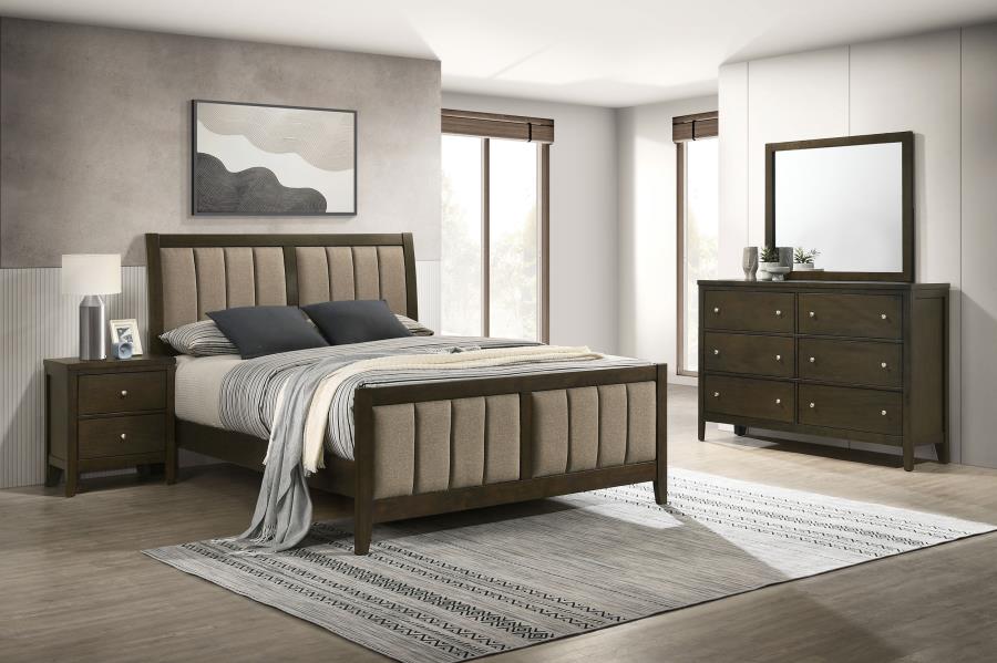 (image for) Wilkes 4-piece Eastern King Bedroom Set Dark Cocoa