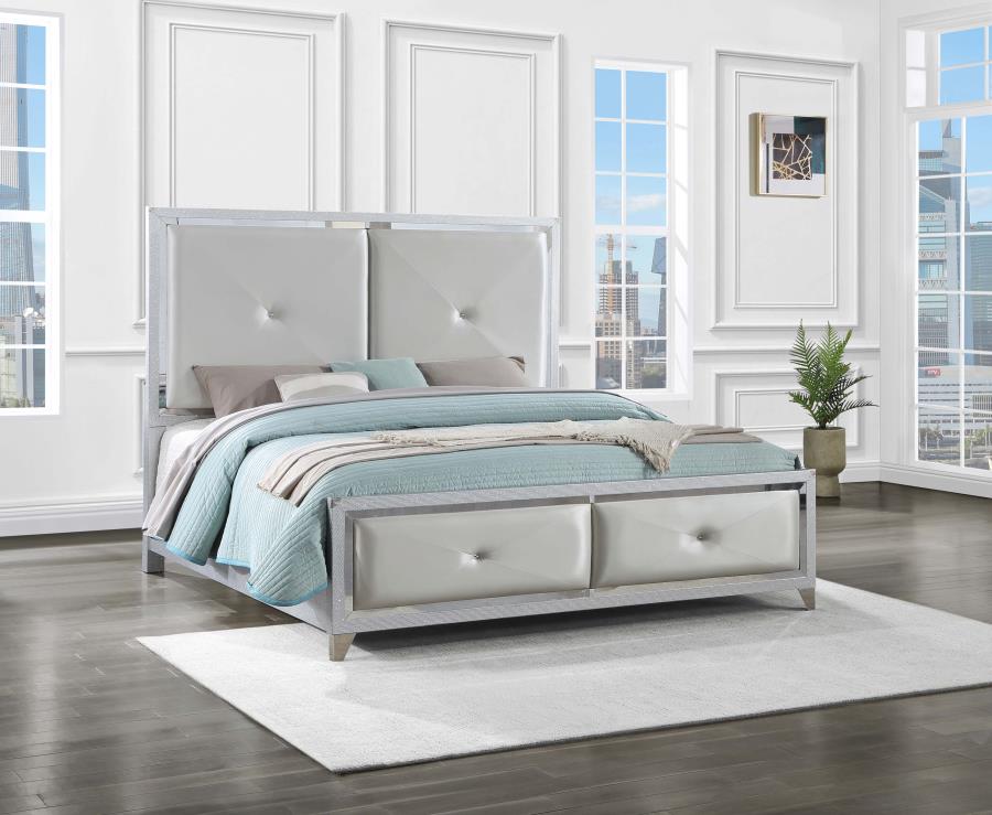 (image for) Larue Wood Eastern King Panel Bed Silver