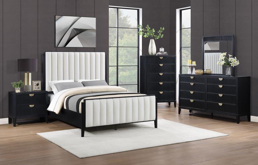 (image for) Brookmead 5-piece Upholstered Eastern King Bedroom Set Black - Click Image to Close