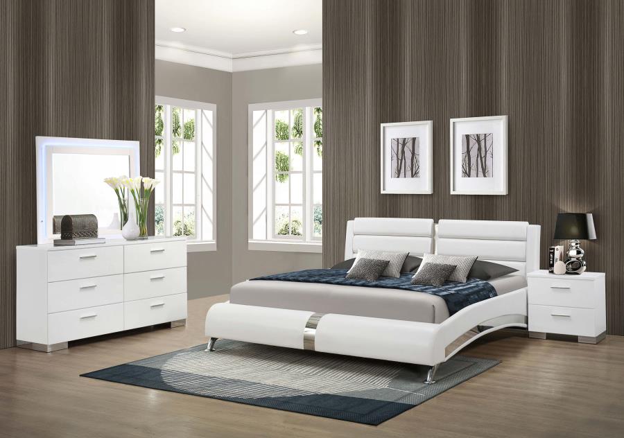 (image for) Jeremaine 4-piece Eastern King Bedroom Set White - Click Image to Close