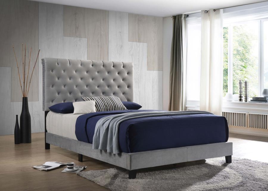 (image for) Warner Upholstered Eastern King Panel Bed Grey