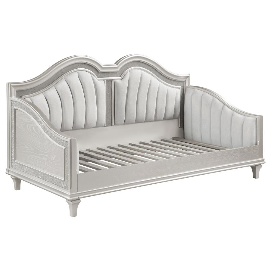 (image for) Evangeline Upholstered Twin Daybed Silver Oak - Click Image to Close