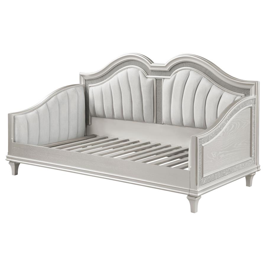 (image for) Evangeline Upholstered Twin Daybed Silver Oak